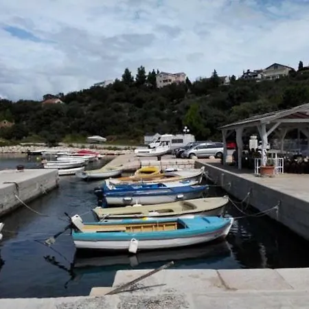 Vital 아파트